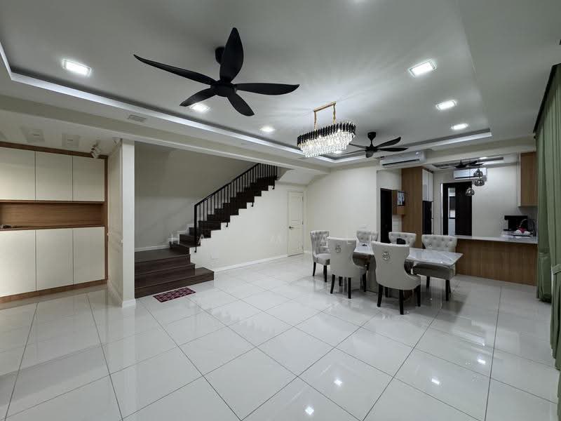 2-storey Terraced House for Rent in Sepang (Selangor) - Hakim Ali - Dining Room - PropertyGuru.com.my