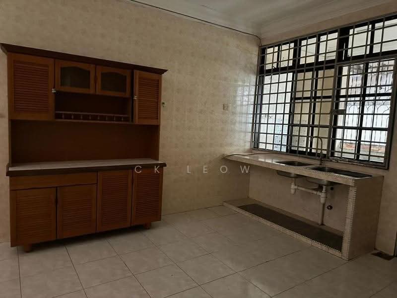 Rumah Teres 1-Tingkat untuk Disewa di Taman Megah Ria (Masai) - Ck Leow - Kitchen - PropertyGuru.com.my