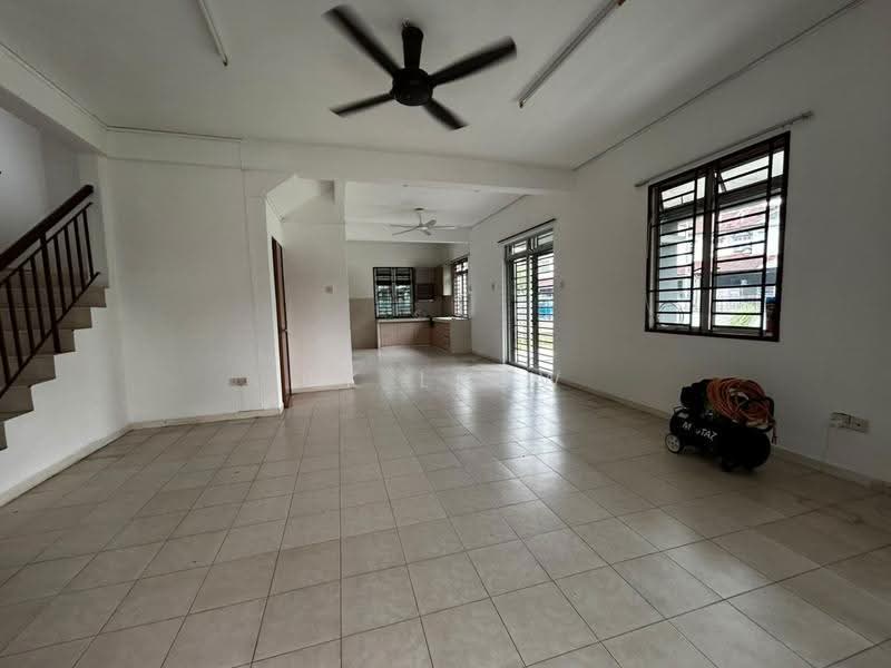 2-storey Terraced House for Rent in Taman Desa Tebrau (Tebrau) - Ck Leow - Living Room - PropertyGuru.com.my
