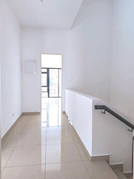 2-storey Terraced House for Sale in Taman Ekoflora (Johor Bahru) - Catherine Ong - Corridor - PropertyGuru.com.my