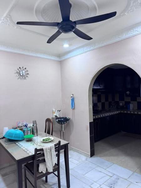 2-storey Terraced House for Sale in Putra Heights (Subang Jaya) - Linda Suguna - Kitchen - PropertyGuru.com.my