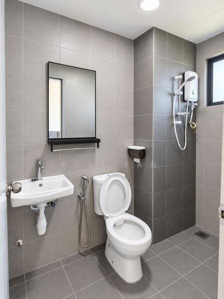 Service Residence for Rent at Residensi Bukit Tiara - Yuki Tan - Bathroom - PropertyGuru.com.my