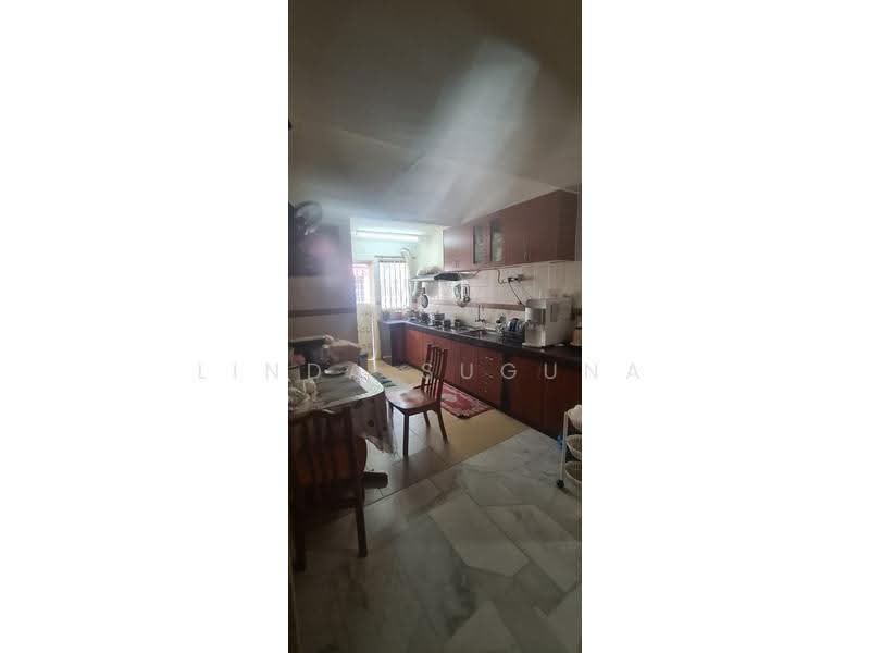 1-storey Terraced House for Sale in Taman Alam Megah (Shah Alam) - Linda Suguna - Kitchen - PropertyGuru.com.my