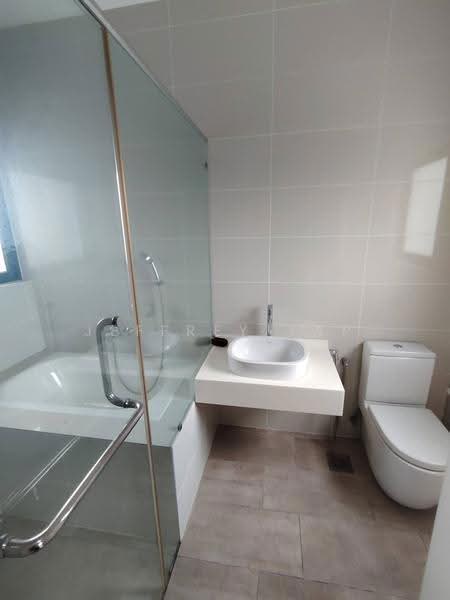 Kondominium untuk Disewa di Seri Puteri Hills - Jeffrey Yap - Bathroom - PropertyGuru.com.my