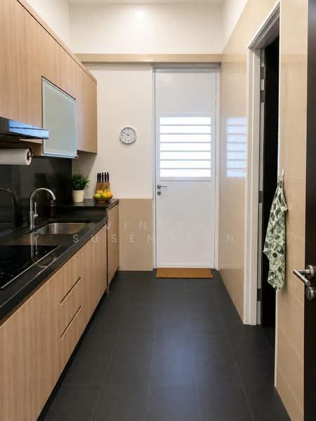 Rumah Berkembar untuk Dijual di East Ledang (Iskandar Puteri (Nusajaya)) - Vinesh Susendran - Kitchen - PropertyGuru.com.my