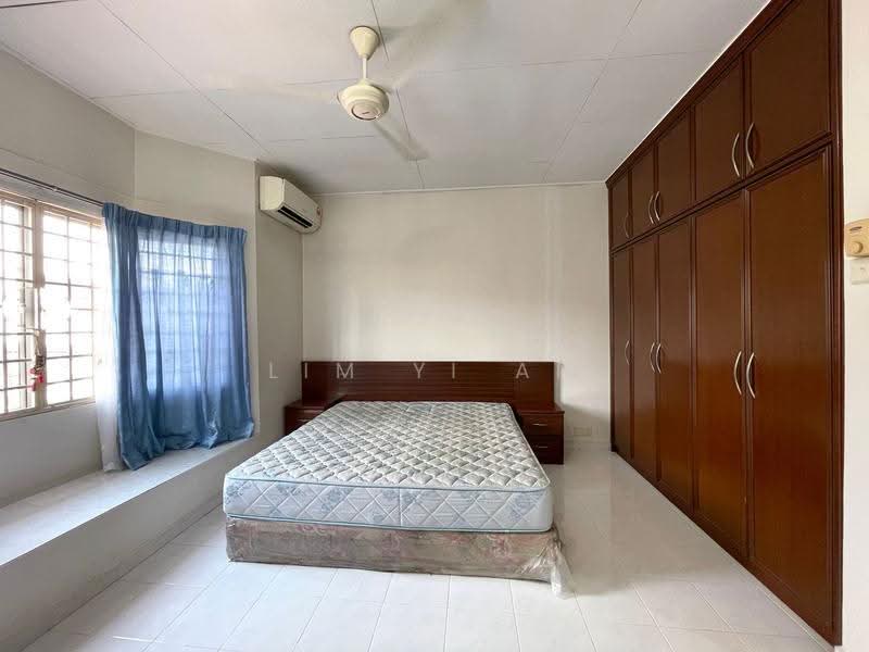 2-storey Terraced House for Sale in Bayan Baru (Bayan Baru) - Lim Yi An - Bedroom - PropertyGuru.com.my