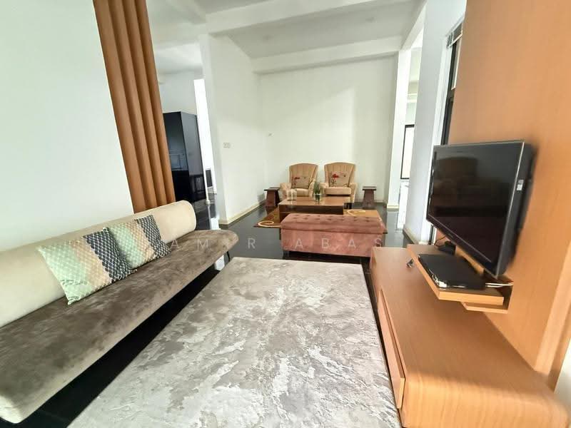Bungalow House untuk Dijual di Perdana Lakeview East (Cyberjaya) - Amir Abas - Living Room - PropertyGuru.com.my