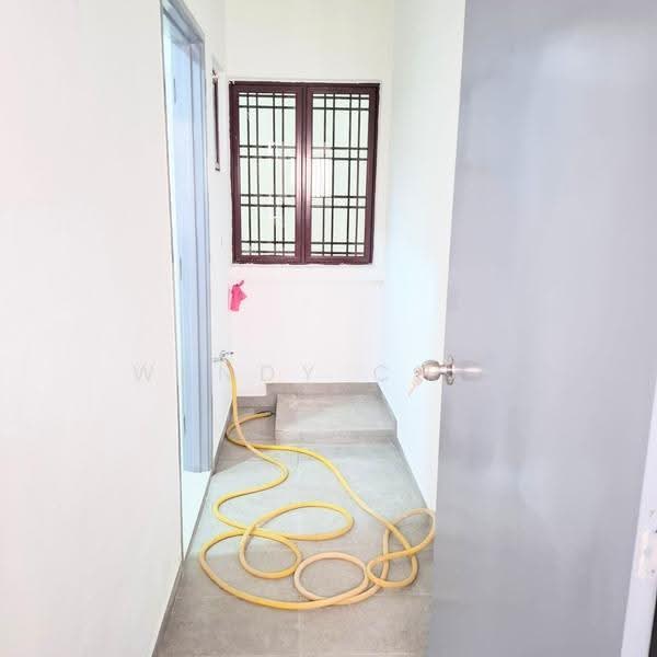 Rumah Teres 2-Tingkat untuk Dijual di Taman Puchong Prima (Puchong) - Wendy Chin - Corridor - PropertyGuru.com.my