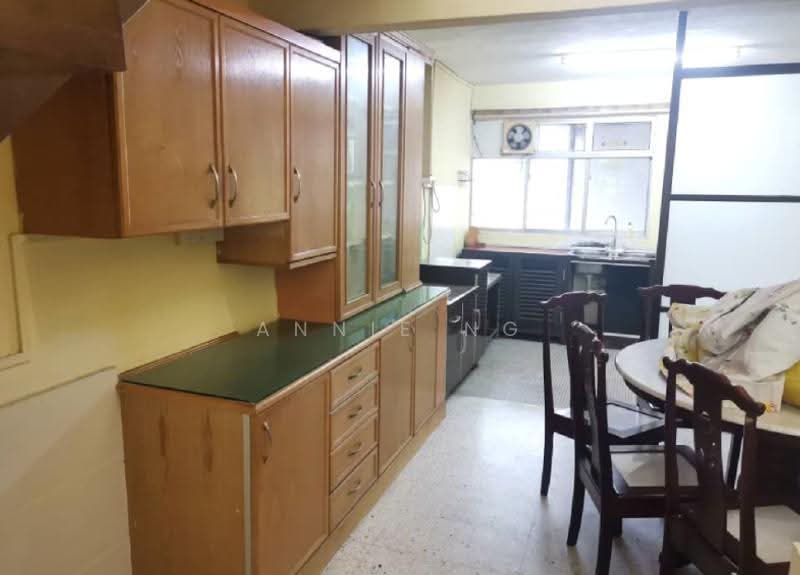 1.5-storey Terraced House for Sale in Taman Cempaka (Serendah) - Annie Ng - Kitchen - PropertyGuru.com.my