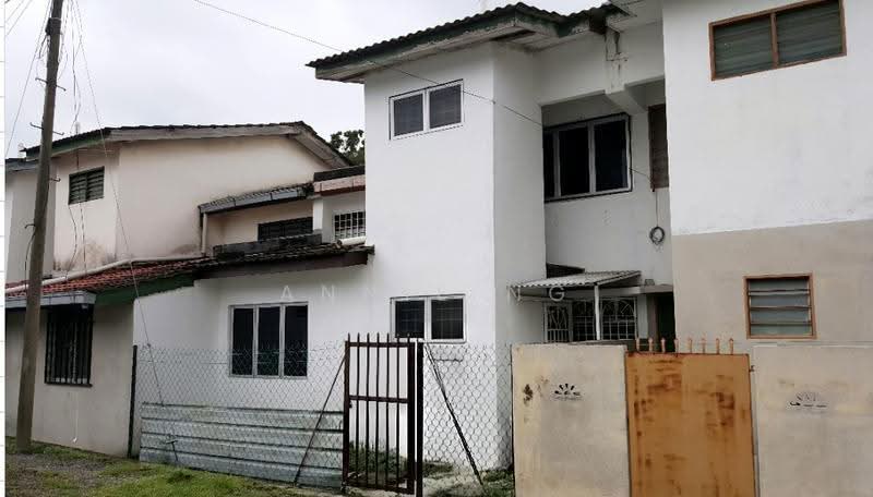 1.5-storey Terraced House for Sale in Taman Cempaka (Serendah) - Annie Ng - Exterior - PropertyGuru.com.my