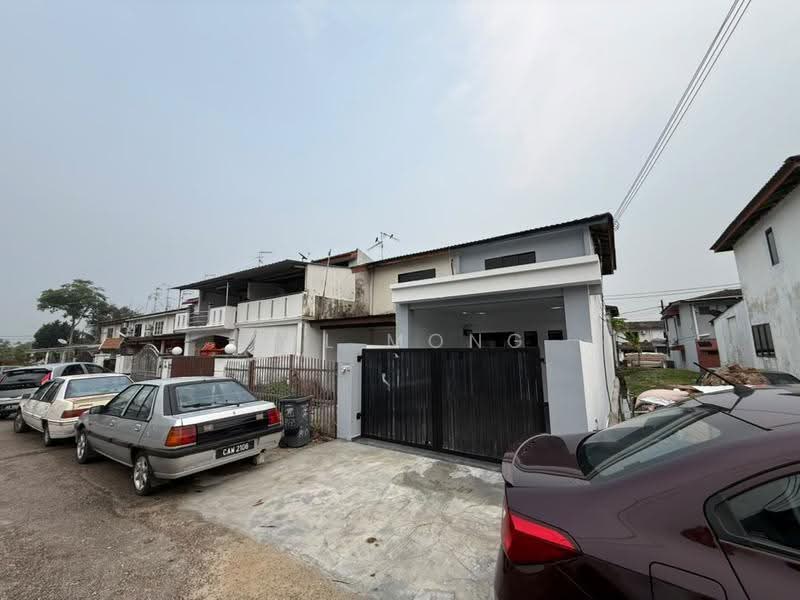 Rumah Teres 2-Tingkat untuk Dijual di Taman Desa Jaya (Johor Bahru) - Wil Mong - Exterior - PropertyGuru.com.my