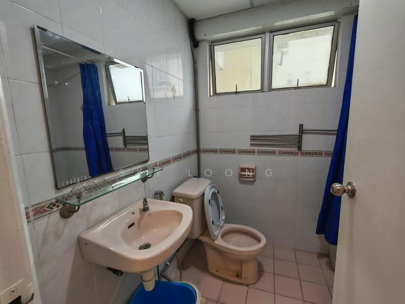 Condominium for Rent at Pantai Panorama Condominiums - Sky Loong - Bathroom - PropertyGuru.com.my