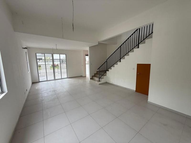 Terraced House for Sale in Rawang (Selangor) - Annie Ng - Living Room - PropertyGuru.com.my