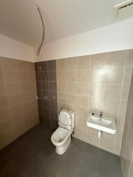 Terraced House for Sale in Rawang (Selangor) - Annie Ng - Bathroom - PropertyGuru.com.my
