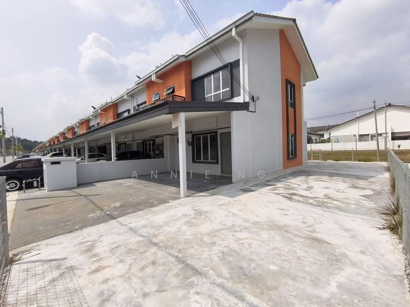2-storey Terraced House for Rent in Kuala Selangor (Selangor) - Annie Ng - Exterior - PropertyGuru.com.my