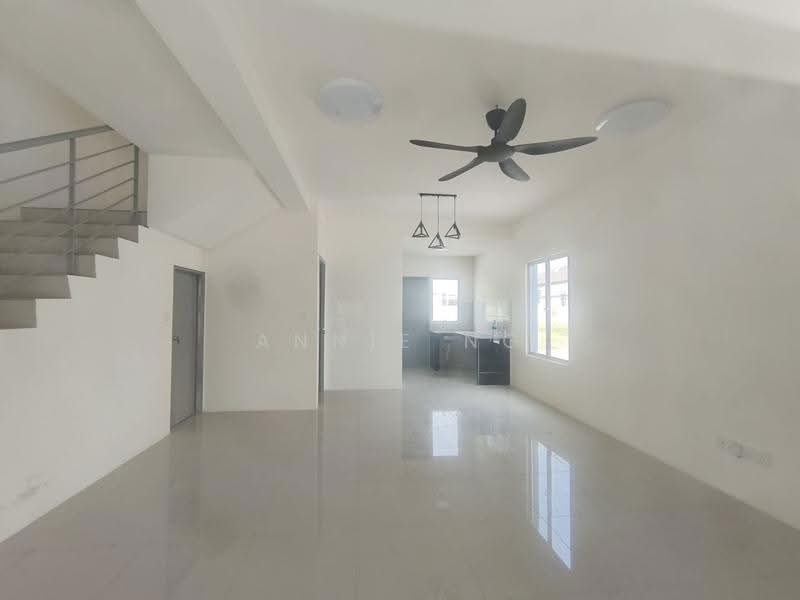 2-storey Terraced House for Rent in Kuala Selangor (Selangor) - Annie Ng - Living Room - PropertyGuru.com.my