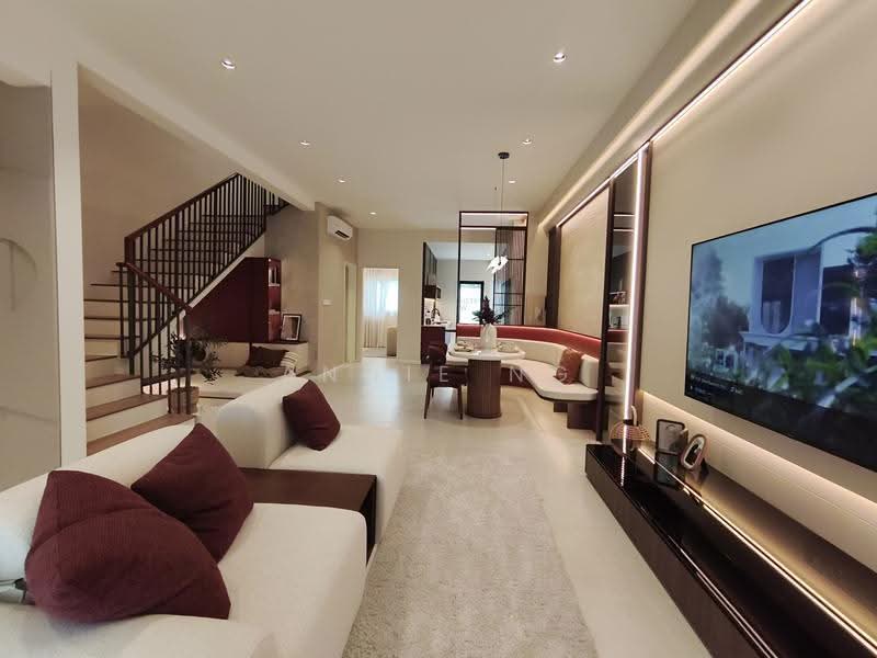 Rumah Teres 2-Tingkat untuk Dijual di Rawang (Selangor) - Annie Ng - Living Room - PropertyGuru.com.my