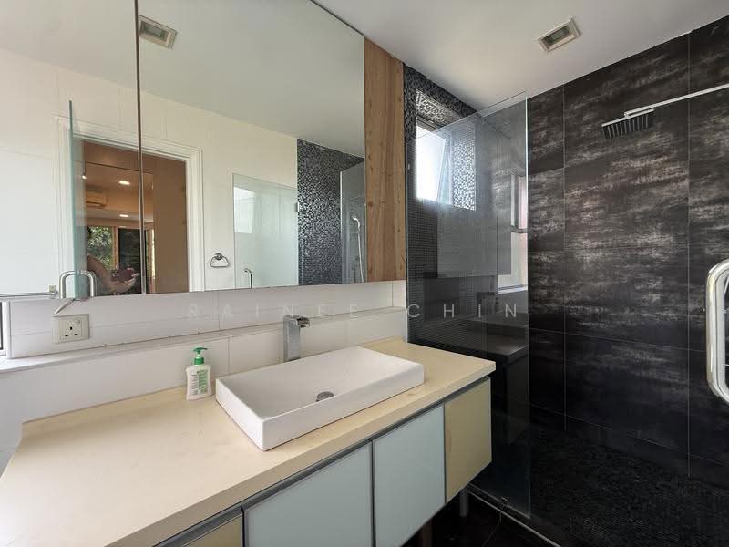 3-storey Terraced House for Sale in Desa Parkcity (Kuala Lumpur) - Rainee Chin - Bathroom - PropertyGuru.com.my