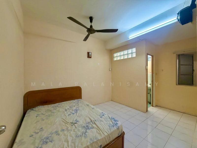 Rumah Teres 2-Tingkat untuk Dijual di Bandar Bukit Tinggi (Klang) - Mala Palanisamy - Bedroom - PropertyGuru.com.my