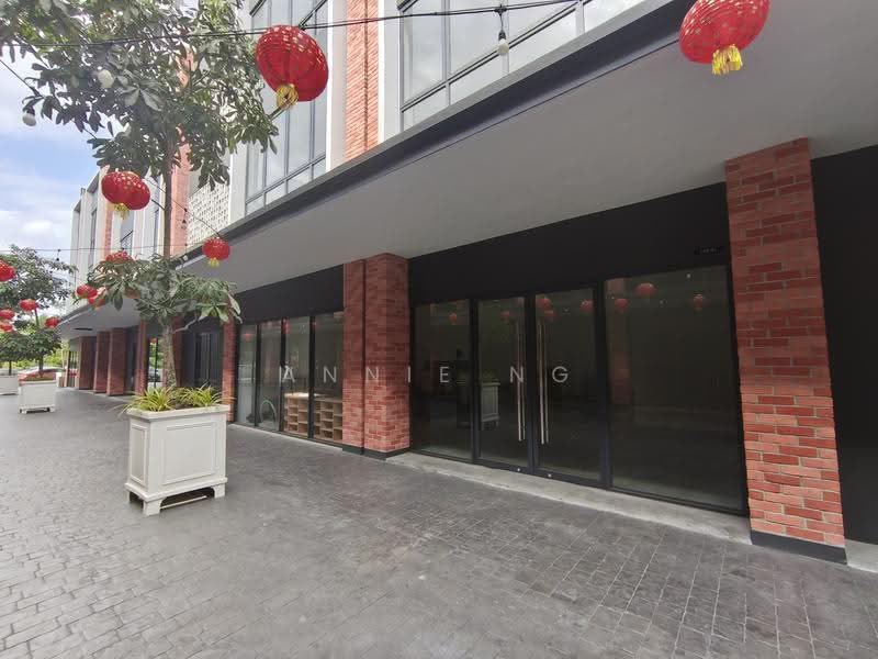 Shop for Sale in Bandar Gamuda Gardens (Rawang) - Annie Ng - Exterior - PropertyGuru.com.my