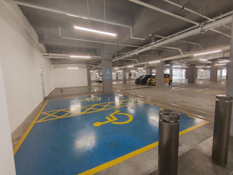 Shop for Sale in Bandar Gamuda Gardens (Rawang) - Annie Ng - Car Park - PropertyGuru.com.my