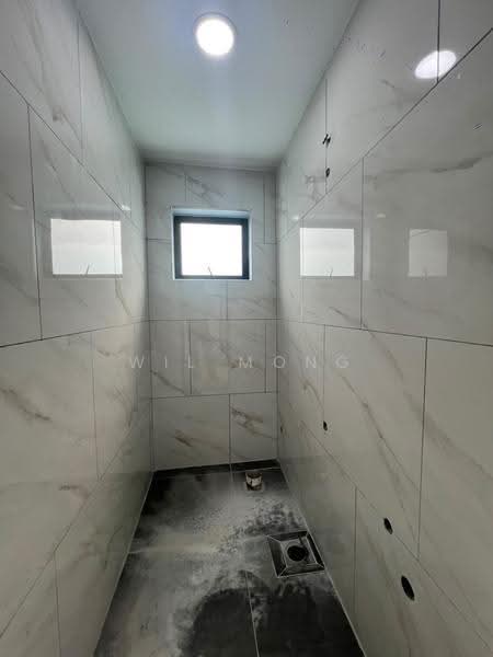 Rumah Teres 2-Tingkat untuk Dijual di Taman Puteri Wangsa (Ulu Tiram) - Wil Mong - Bathroom - PropertyGuru.com.my