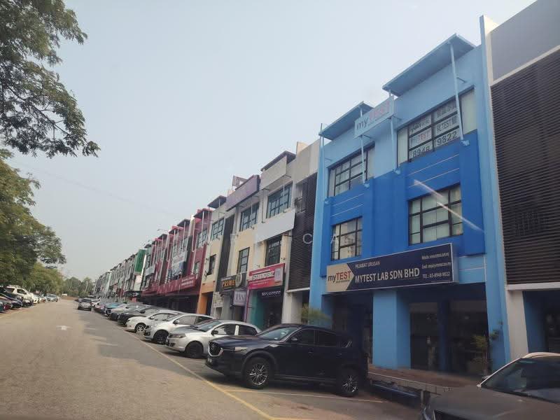 Shop / Office for Sale in Bandar Putra Permai (Seri Kembangan) - Arnica Low - Exterior - PropertyGuru.com.my