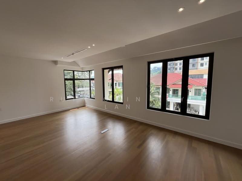 Bungalow House for Sale in Mont Kiara (Kuala Lumpur) - Ruth Chin May Lan - Living Room - PropertyGuru.com.my