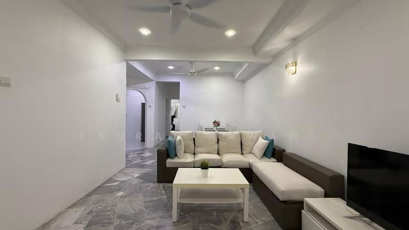 1-storey Terraced House for Sale in Shah Alam (Selangor) - Fauran Nawawi - Living Room - PropertyGuru.com.my