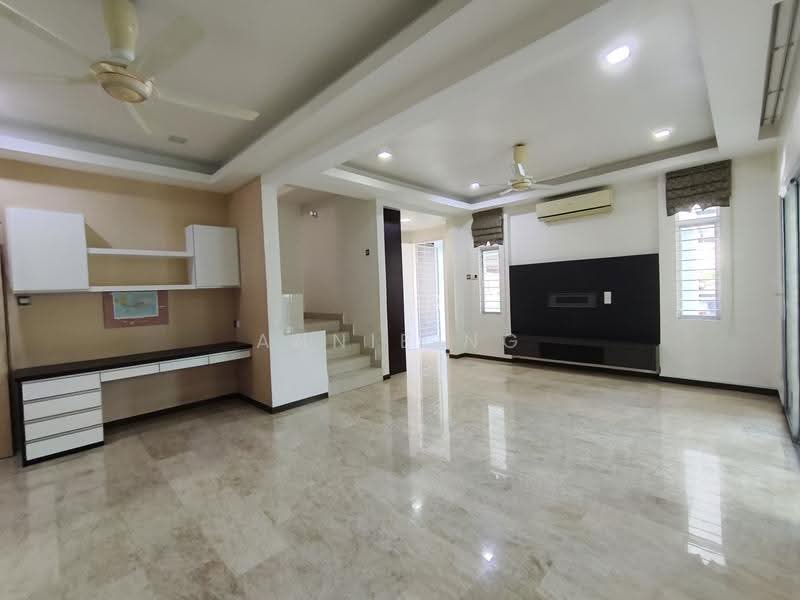 Semi-Detached House for Sale in Kota Emerald (Rawang) - Annie Ng - Living Room - PropertyGuru.com.my