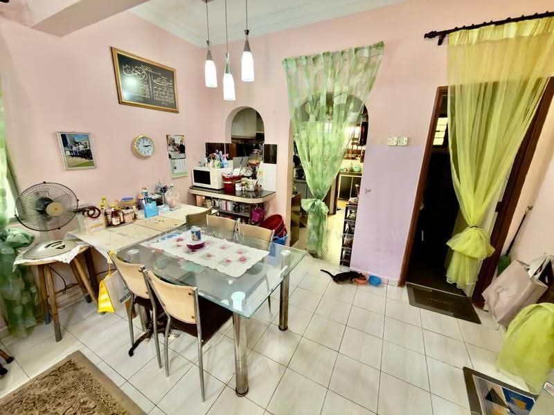 2-storey Terraced House for Sale in Jenjarom (Selangor) - Fauran Nawawi - PropertyGuru.com.my
