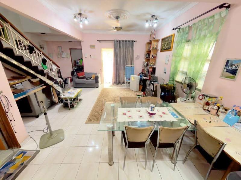 2-storey Terraced House for Sale in Jenjarom (Selangor) - Fauran Nawawi - PropertyGuru.com.my