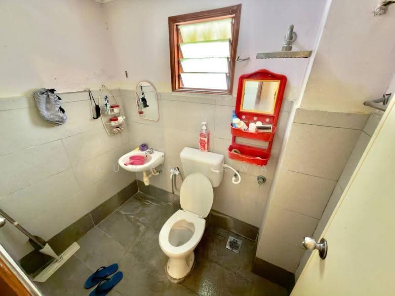 2-storey Terraced House for Sale in Jenjarom (Selangor) - Fauran Nawawi - PropertyGuru.com.my