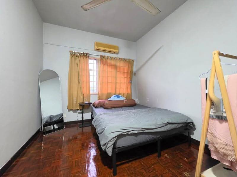 Apartment for Sale at Fairville - Amierul Hafizie - Bedroom - PropertyGuru.com.my