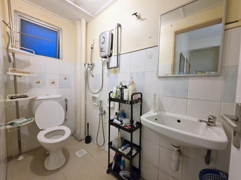 Apartment for Sale at Fairville - Amierul Hafizie - Bathroom - PropertyGuru.com.my