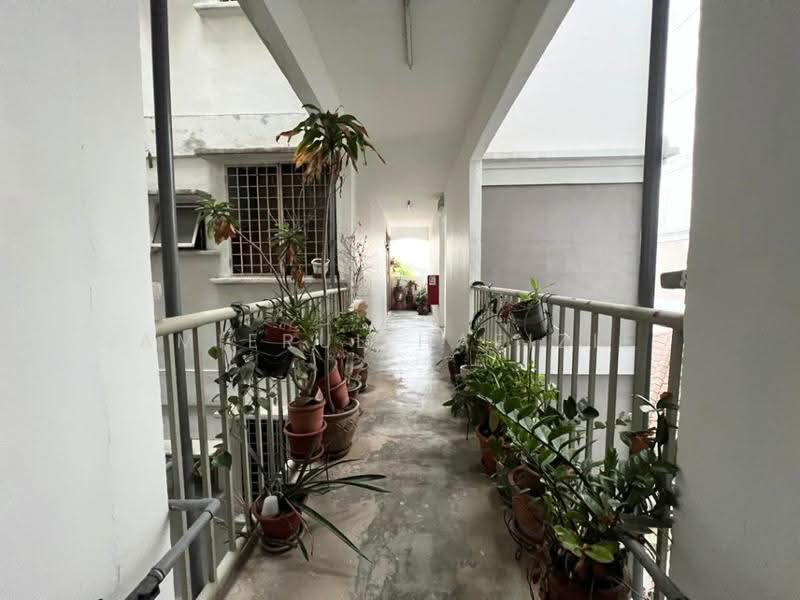 Apartment for Sale at Fairville - Amierul Hafizie - Corridor - PropertyGuru.com.my