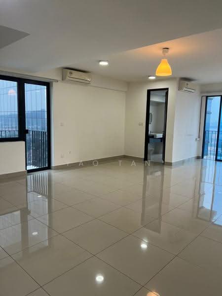 Service Residence for Sale at Trefoil @ Setia City - Yao Tan - Living Room - PropertyGuru.com.my