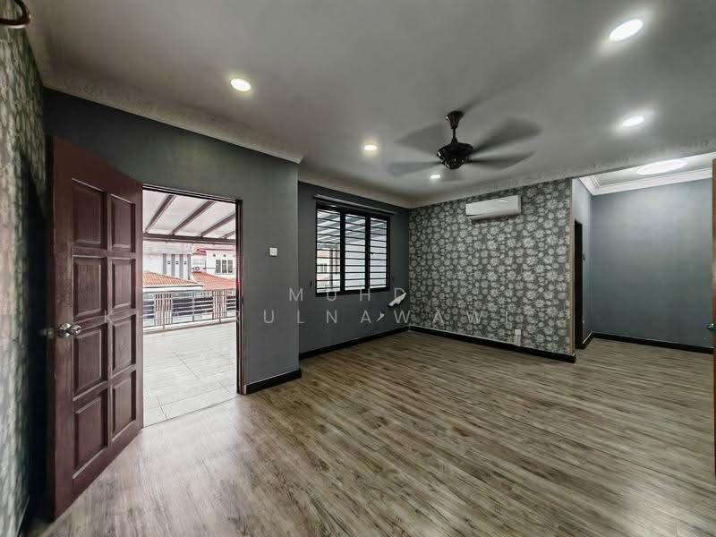 2-storey Terraced House for Sale in Taman Sri Bayu (Rawang) - Muhd Khairulnawawi Kamaruddin - Living Room - PropertyGuru.com.my
