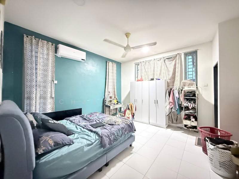Rumah Teres untuk Dijual di Taman Mutiara Rini (Skudai) - Michael Ah Kang - Bedroom - PropertyGuru.com.my