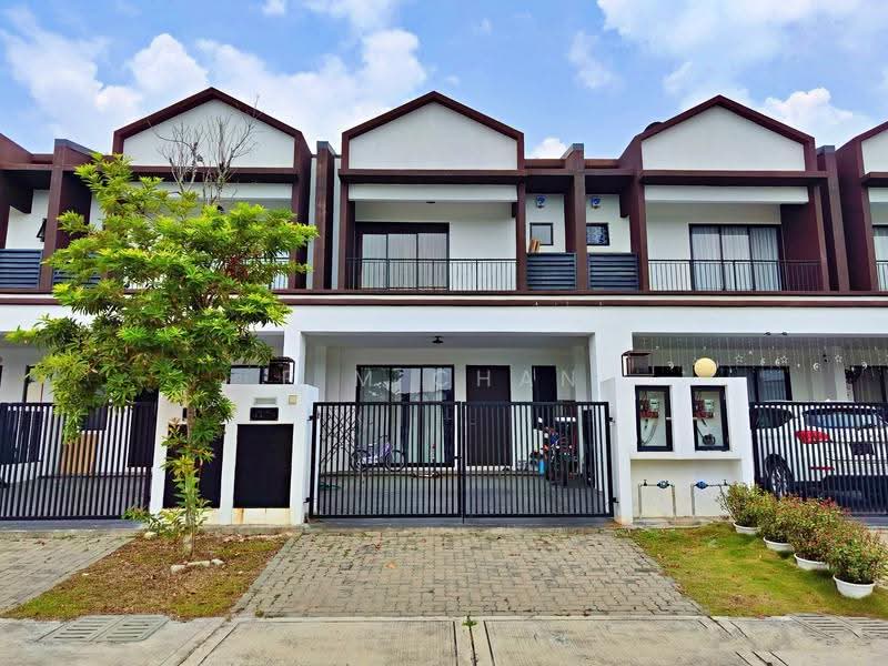 Rumah Teres 2-Tingkat untuk Dijual di Puncak Alam (Selangor) - P M Chan - Exterior - PropertyGuru.com.my