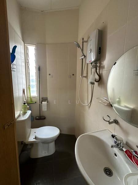 Rumah Teres 2.5-Tingkat untuk Dijual di Alam Damai (Cheras) - Lee Luke - PropertyGuru.com.my