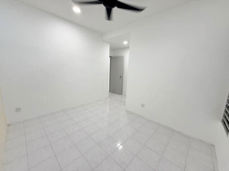 Pangsapuri untuk Dijual di Villa Tropika - Fauran Nawawi - PropertyGuru.com.my