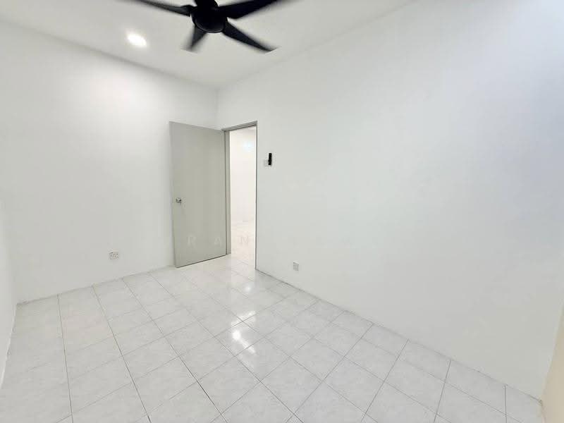 Pangsapuri untuk Dijual di Villa Tropika - Fauran Nawawi - PropertyGuru.com.my