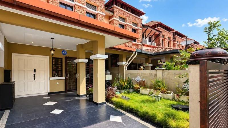 2-storey Terraced House for Sale in Puchong (Selangor) - Fauran Nawawi - PropertyGuru.com.my