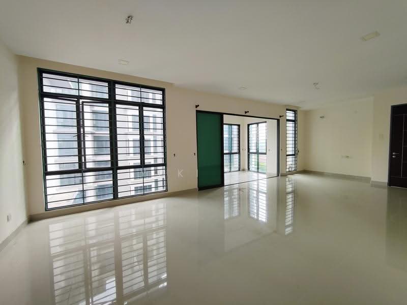 Kondominium untuk Dijual di Alam Desa @ Park Village - Yuki Ng - Living Room - PropertyGuru.com.my
