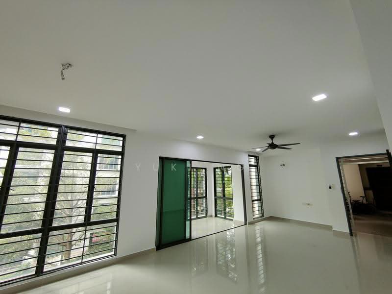 Kondominium untuk Dijual di Alam Desa @ Park Village - Yuki Ng - Living Room - PropertyGuru.com.my