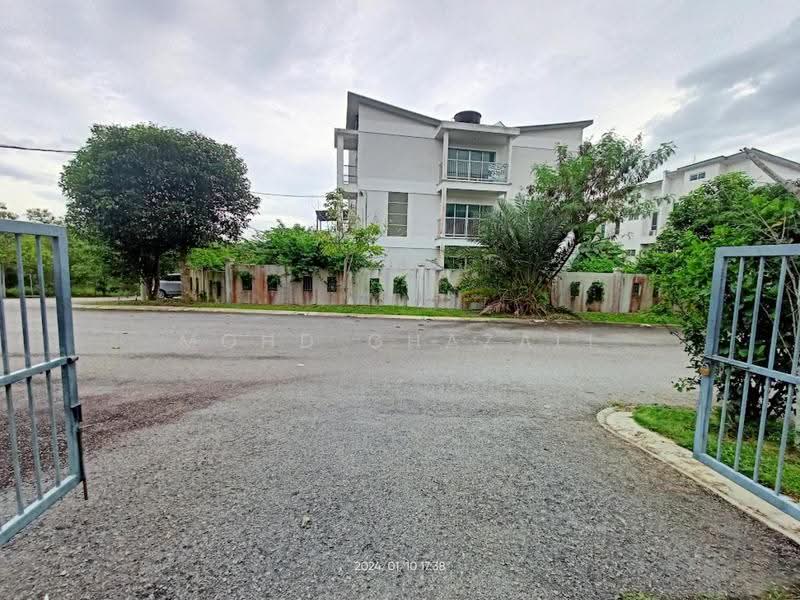 Rumah Teres 2.5-Tingkat untuk Dijual di Kajang (Selangor) - Mohd Ghazali - Exterior - PropertyGuru.com.my