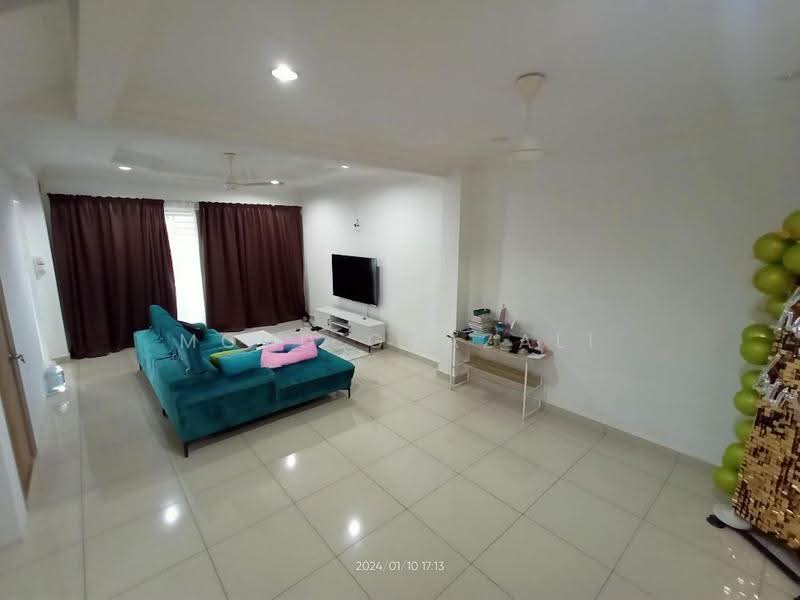 Rumah Teres 2.5-Tingkat untuk Dijual di Kajang (Selangor) - Mohd Ghazali - Living Room - PropertyGuru.com.my