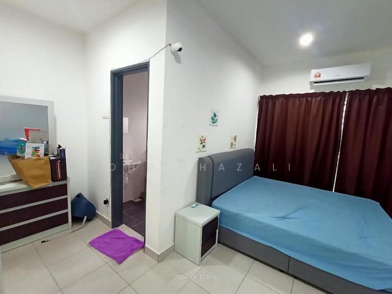 Rumah Teres 2.5-Tingkat untuk Dijual di Kajang (Selangor) - Mohd Ghazali - Bedroom - PropertyGuru.com.my