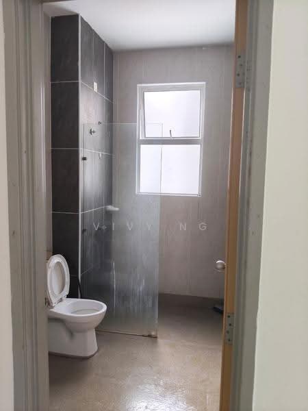 2-storey Terraced House for Rent in Taman Bukit Jaya (Ulu Tiram) - Vivy Ng - Bathroom - PropertyGuru.com.my